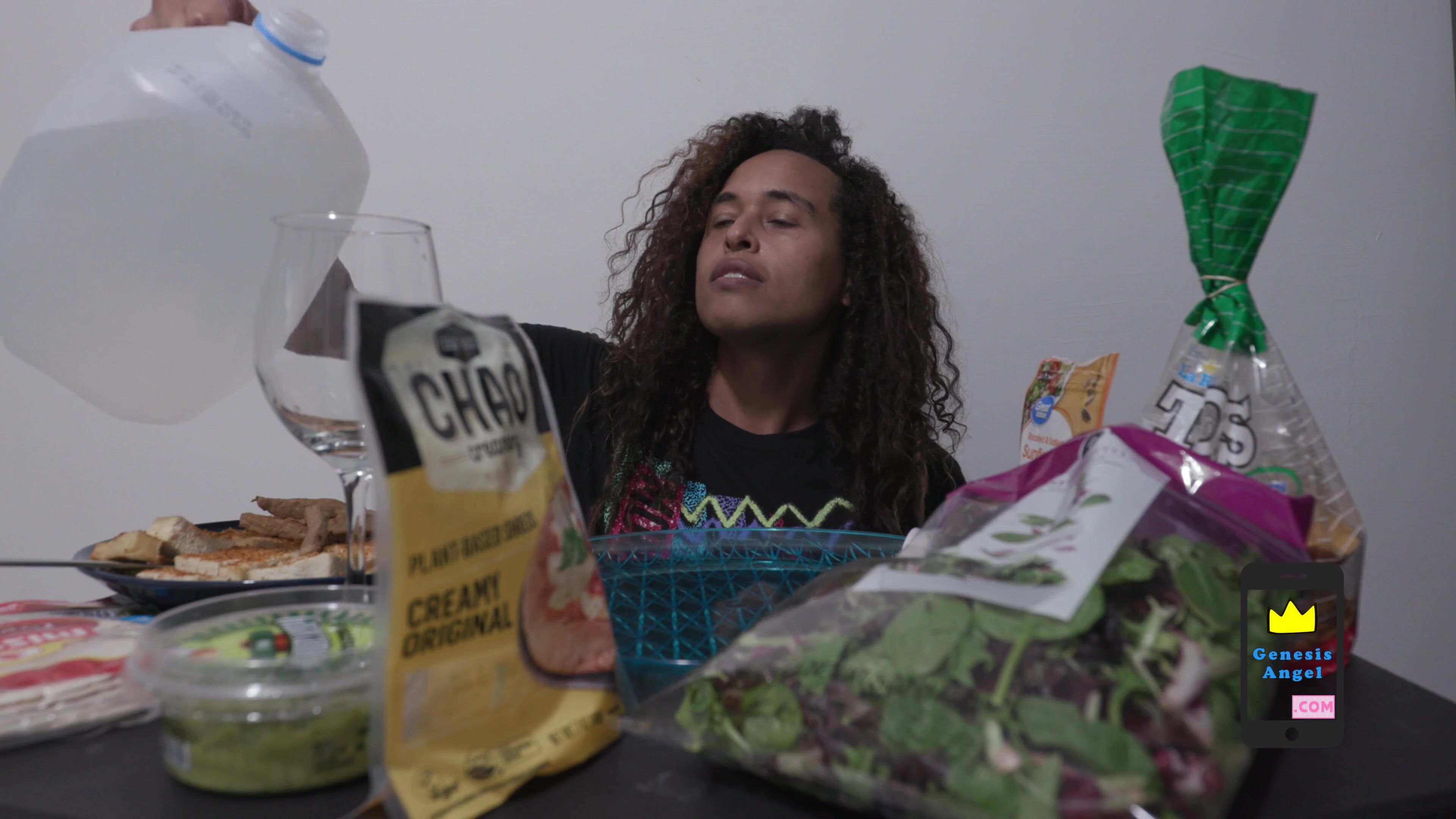 Genesis Angel MukBang 2