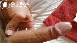 Je fais un beau caca dur et chaud inondé de sperme + 30 fartgasm enchaînés