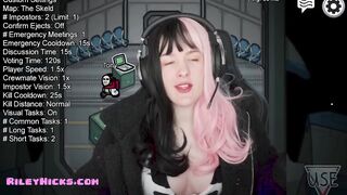Among Us But I Strip When I Dye NSFW gaming