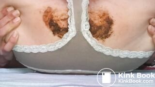 Caca culotte, étalage, masturbation et éjaculation scato