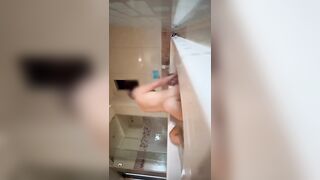 Mi me hace sexo oral, me vengo en su cara ????