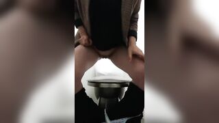 Uro, pipi urine squirt ????