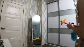 Naked girl washes mirror