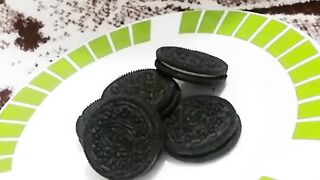 I love cookies with cum!!!
