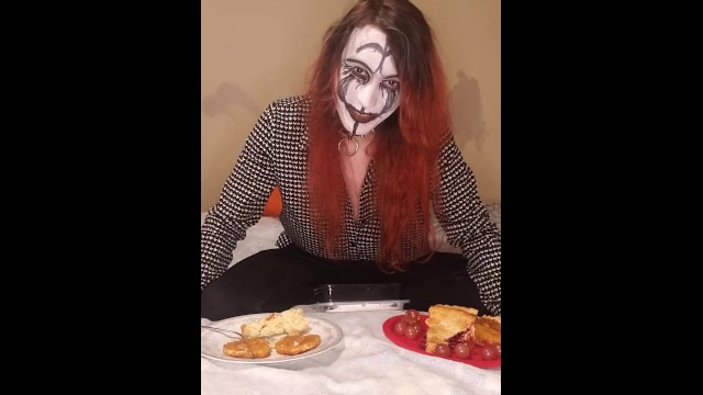 Goth Femboy Give Thanks By Fucking Thanksgiving Dinner