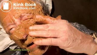 This White Cocksucker Eats Black Man's Shit