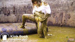 Green Wedding in Cowshit