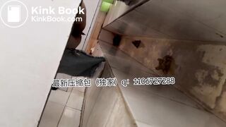 Beautiful women pooping in the toilet 27