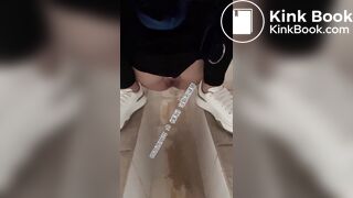 Beautiful women pooping in the toilet 28