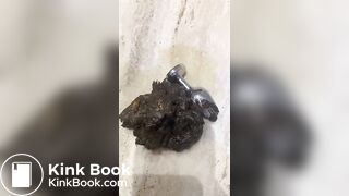 Hot Woman Shitting With Anal Plug