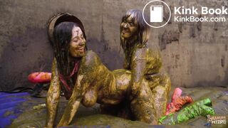 Manure Party Pit - Lesbian in cowshit