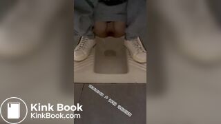 Beautiful women pooping in the toilet 41