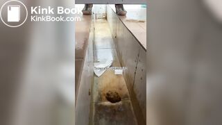 Beautiful women pooping in the toilet 47