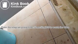 Beautiful women pooping in the toilet 57