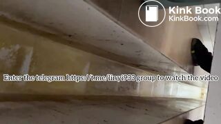 Beautiful women pooping in the toilet 58