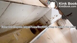 Beautiful women pooping in the toilet 58