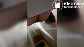 Beautiful women pooping in the toilet 60