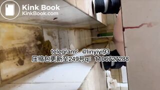 The girl excreted profusely in the toilet 52