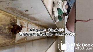 The girl excreted profusely in the toilet 53