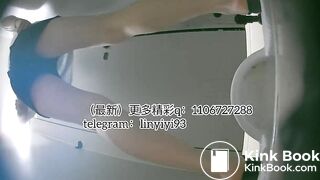 The girl excreted profusely in the toilet 63