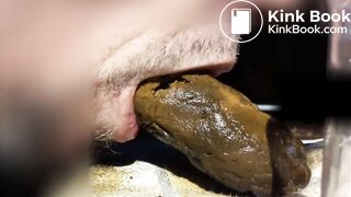 Scéance scato intense, déféquer, déguster, masturbation, éjaculation, réintroduction