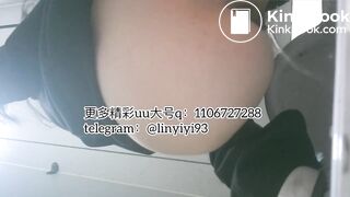 The girl excreted profusely in the toilet 61