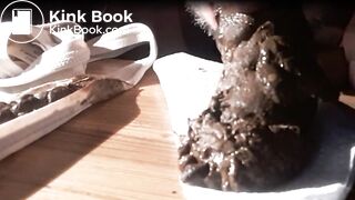 Caca culotte, masturbation et éjaculation scato