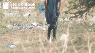 The girl excreted profusely in the toilet 75