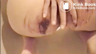 Blonde girl shit and smear it on her butt