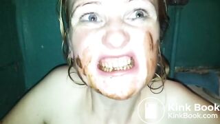 Slave girl love to eat