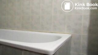 Sticky shit on bathtub edge