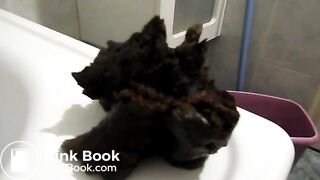 Sticky shit on bathtub edge