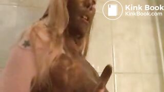 Sexy blonde babe smearing