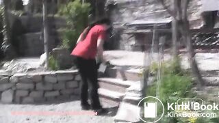 NSG nice brune poop in banc