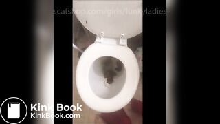 Zelda's taking a squat!