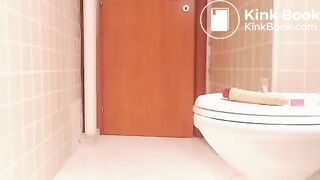 Nasty camgirl shits on bathroom floor