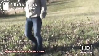 NSG good brune shitting in foret