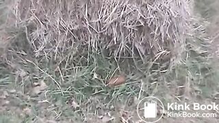 NSG good blond very nice pooping in paille