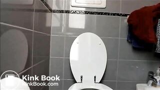 beautiful blond poop natural