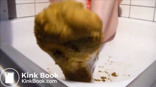 FraeuleinJones Beautifl Shit Playing with feet