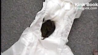 girl_diaper_poop_schoolgirl_outfit