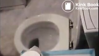 toilet babes shit