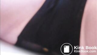 very_close_black_panty_poop