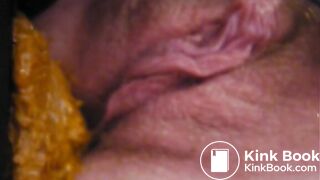 very_close_black_panty_poop