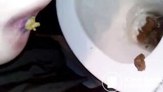 961 Plopping in the dunny