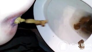 961 Plopping in the dunny