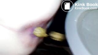 961 Plopping in the dunny