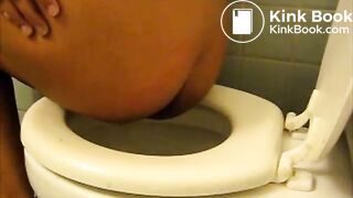 Ass On Toilet Views 3