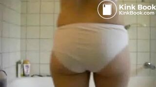 Classic Panty poop
