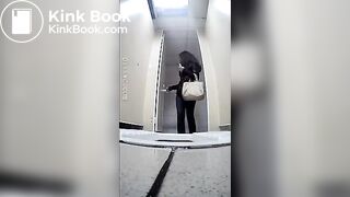 floor toilet shitting